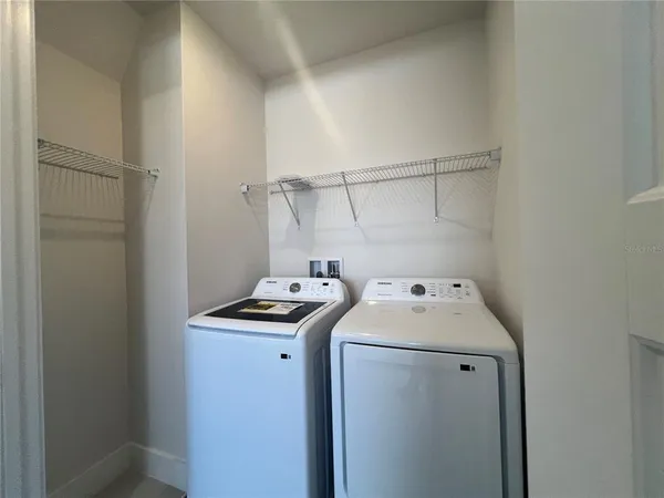 $3,295 | 891 City Walk Lane, Oviedo, FL 32765