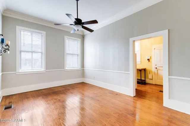 $1,350 | 201 South Orange Street, Lafayette, LA 70501