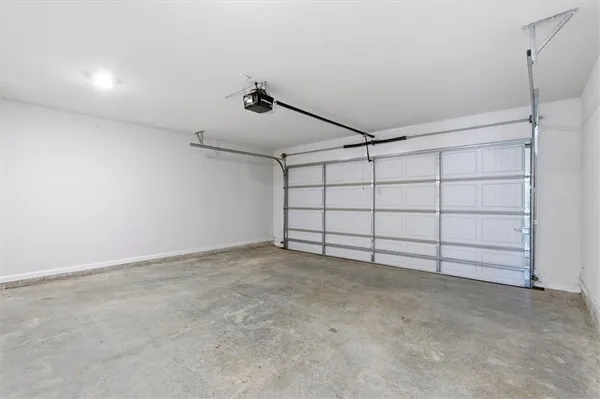 $380,000 | 2105 Willow Pk Drive, Monroe, GA 30655