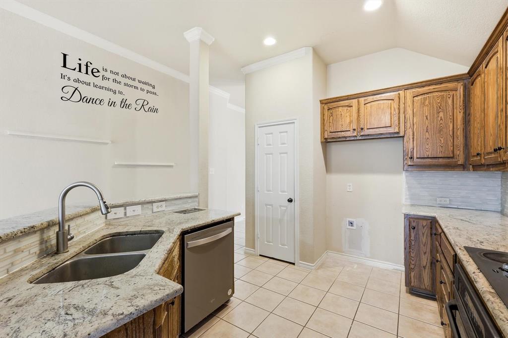 12313 Ark Road Frisco, TX 75035 - Photo 13 of 27