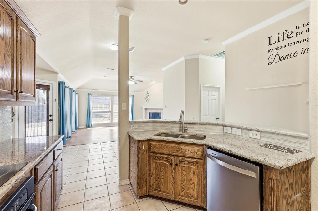 12313 Ark Road Frisco, TX 75035 - Photo 14 of 27