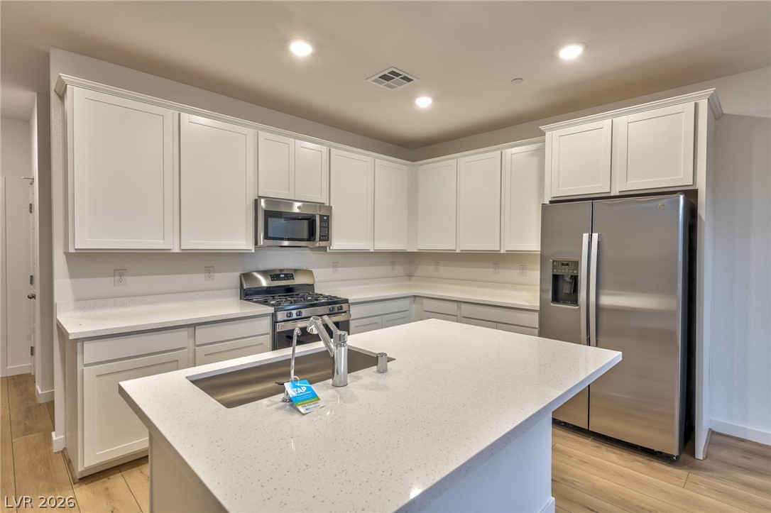 2547 Venetia Pointe Street Henderson, NV 89044 - Photo 7 of 15