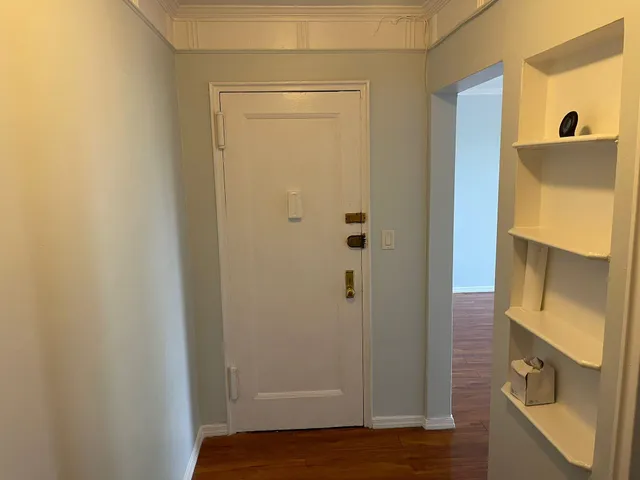 $325,000 | 78-05 Park Drive East, Unit 4B | Kew Gardens Hills