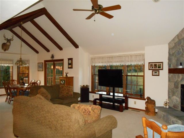 W2934 Lafayette Lane Elkhorn, WI 53121 - Photo 16 of 25