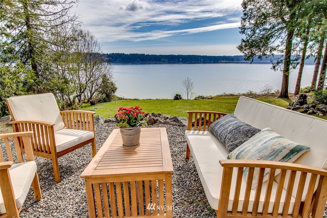 14554 Sandy Hook Road Northeast Poulsbo, WA 98370 - Photo 3 of 25 Gallery Image 3