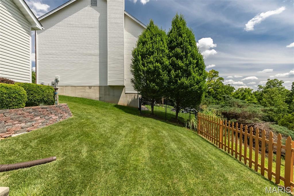 733 Castle Ridge Drive Ballwin, MO 63021 - Photo 55 of 74