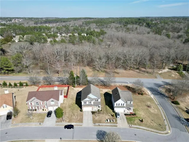 $425,000 | 1566 Wilson Manor Circle Southeast, Lawrenceville, GA 30045