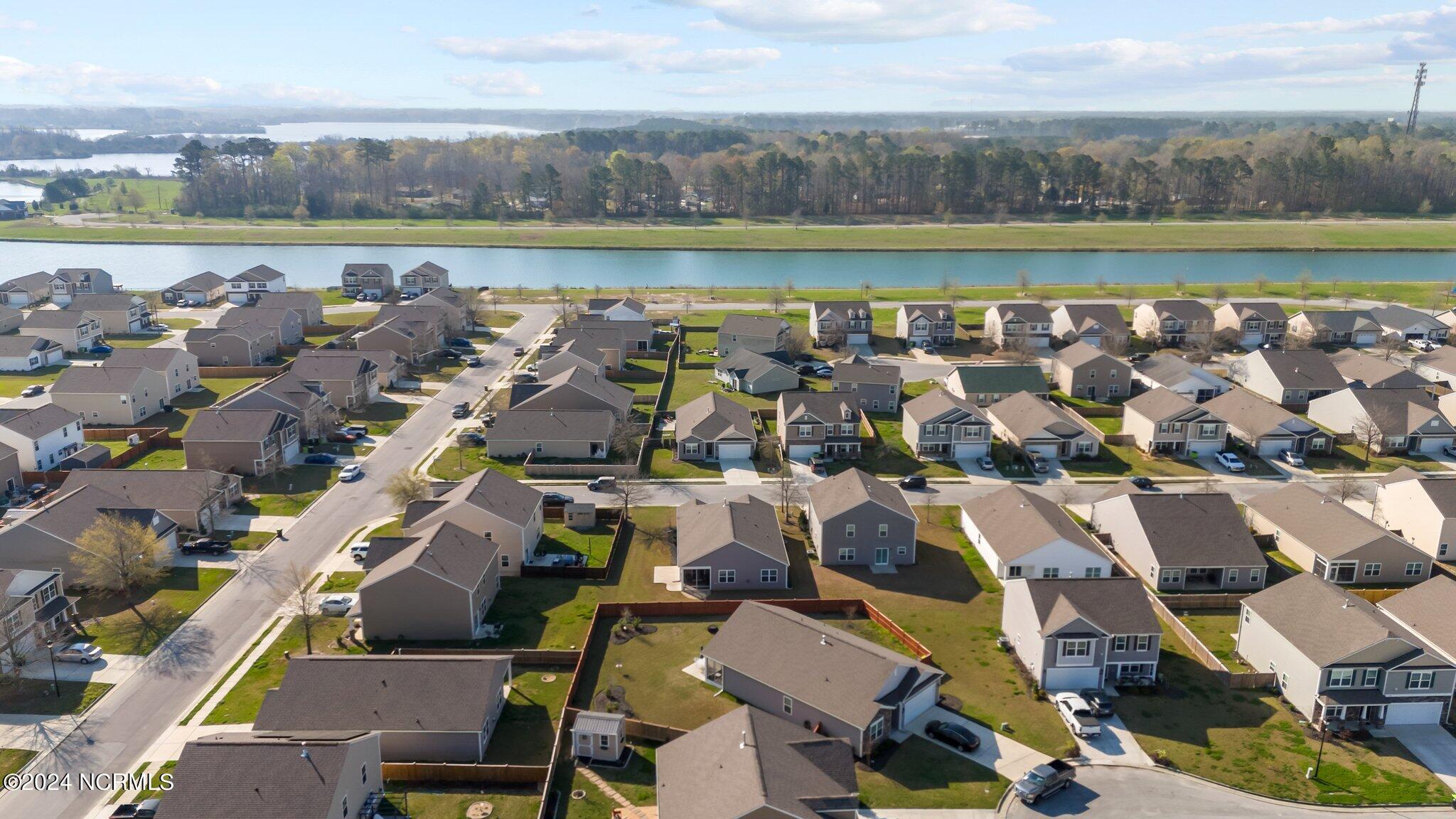 423 Frida Road New Bern, NC 28560 - Photo 42 of 55 11-web-or-mls-DJI_20240315100259_0716_D