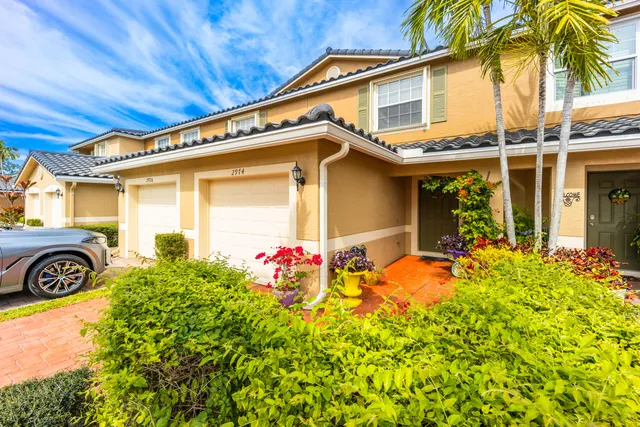 $310,000 | 2974 Southeast Lexington Lakes Drive, Stuart, FL 34994