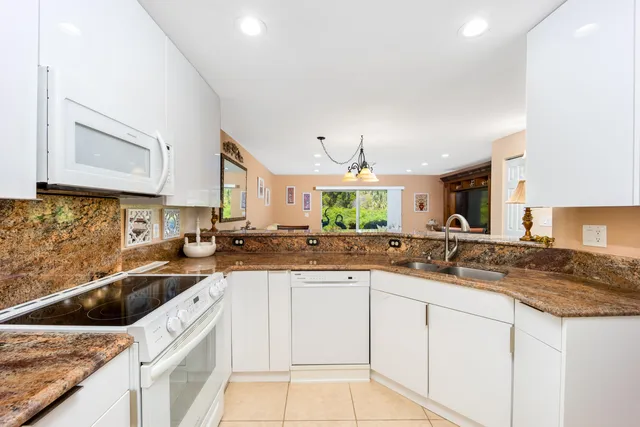 $310,000 | 2974 Southeast Lexington Lakes Drive, Stuart, FL 34994