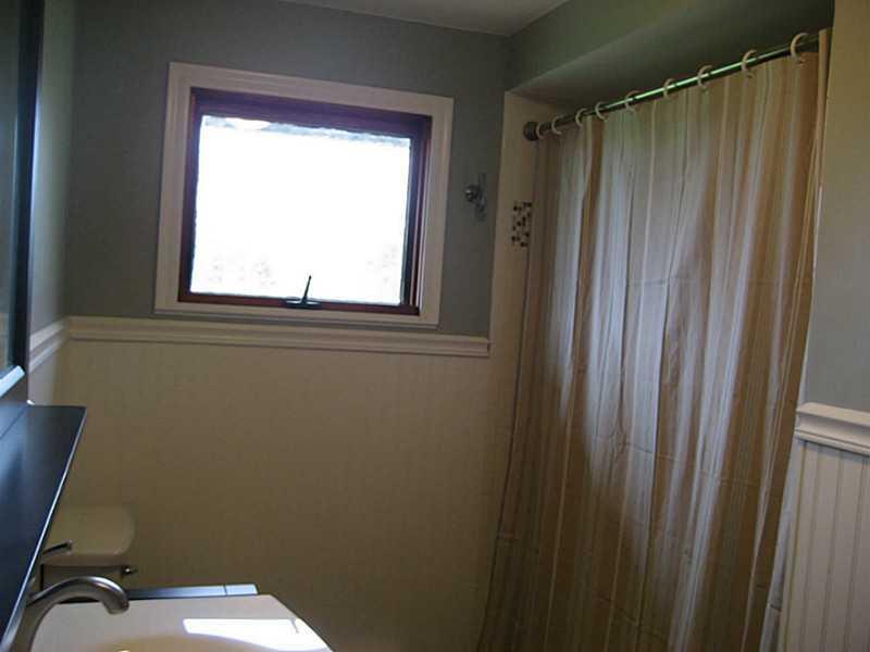 668 Unionville Road Butler, PA 16001 - Photo 13 of 22 Full Bath.