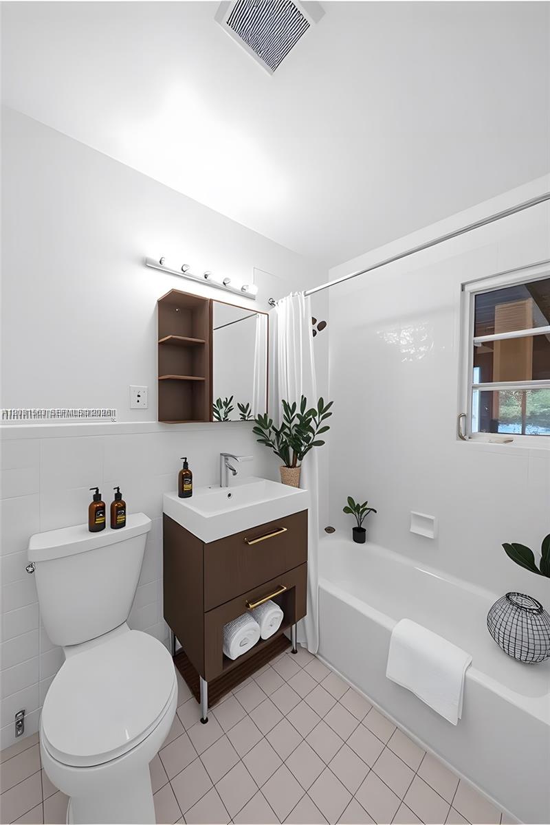 3261 Southwest 20th Street Miami, FL 33145 - Photo 8 of 32
