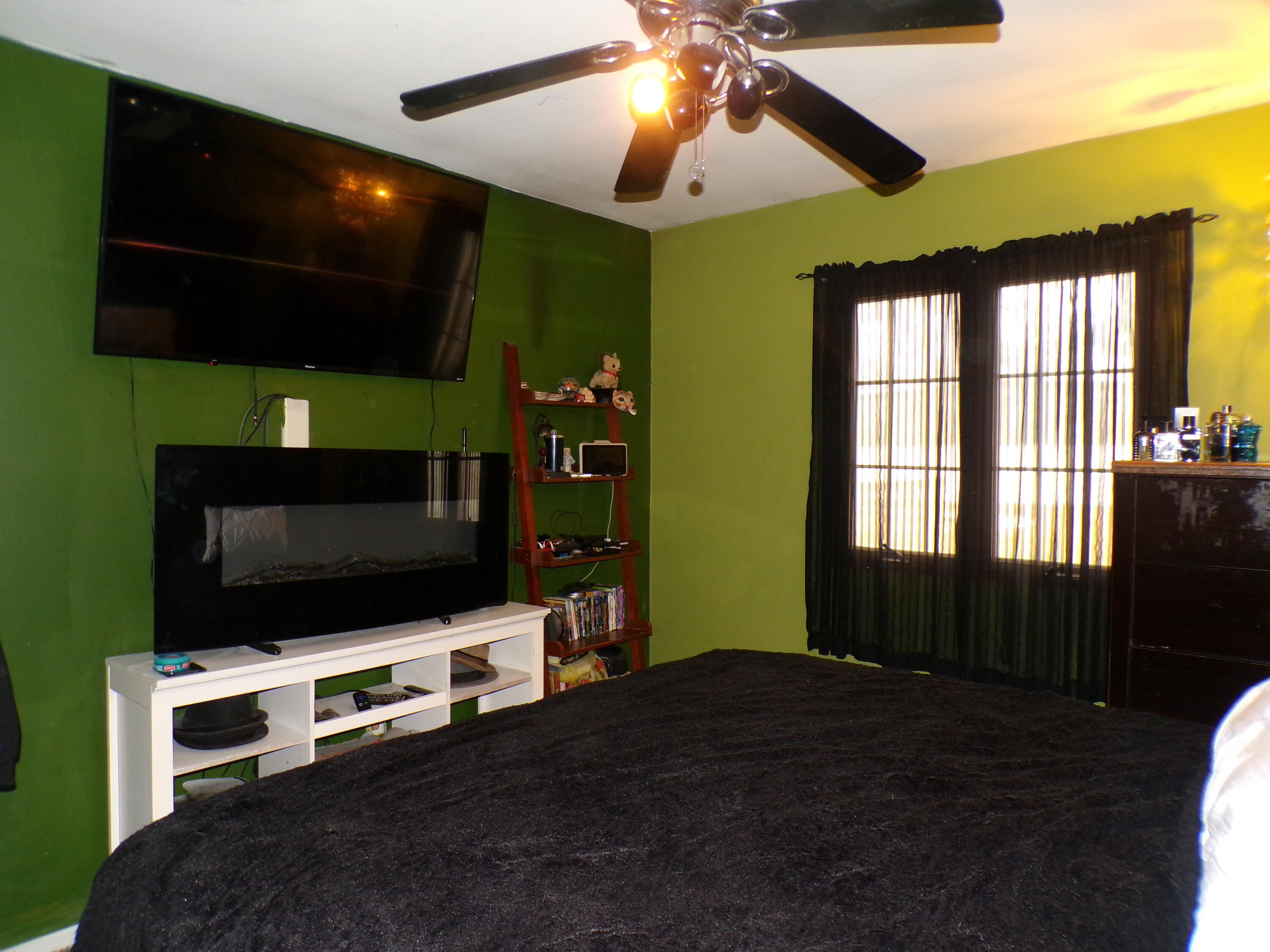 1643 North Indiana Place Griffith, IN 46319 - Photo 26 of 27 3000x2250