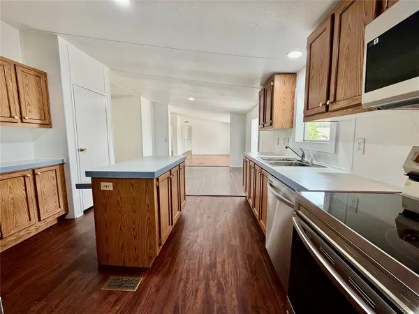 $2,000 | 831 Rolling Block Drive, Liberty Hill, TX 78642