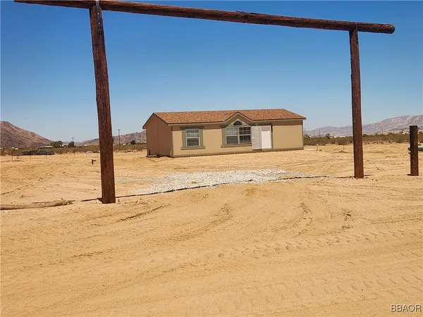 a bathroom with a toilet and a bathtub