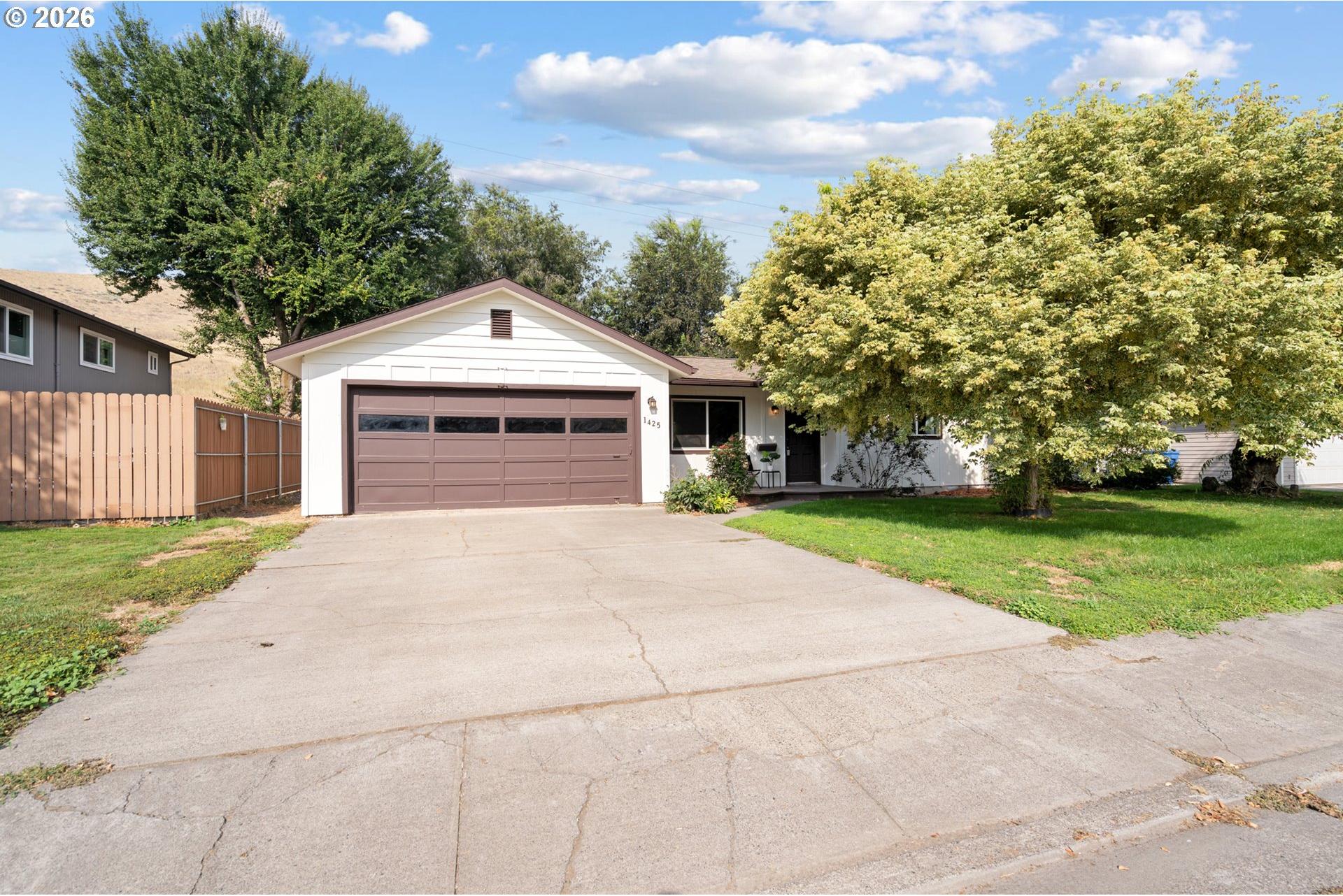 1425 Southwest 46th Street Pendleton, OR 97801 - Photo 1 of 28 Gallery Image 1