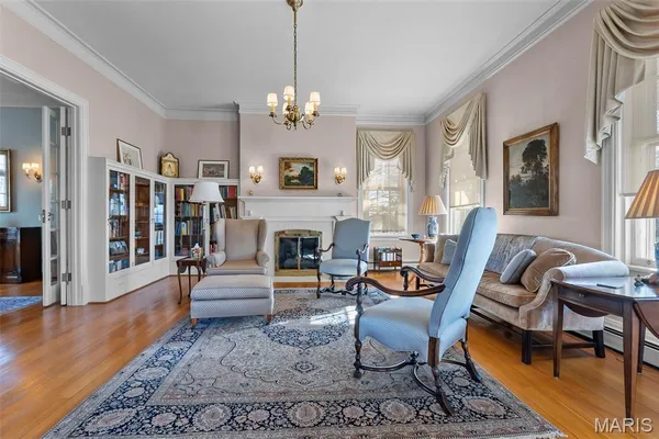 $699,000 | 718 State Street, Chester, IL 62233