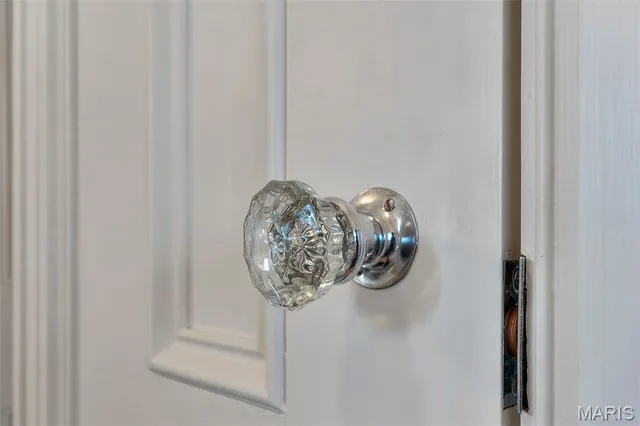 $750,000 | 718 State Street, Chester, IL 62233