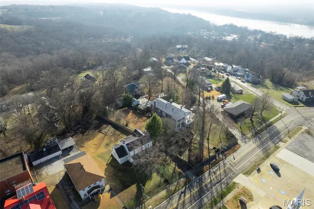 $750,000 | 718 State Street, Chester, IL 62233