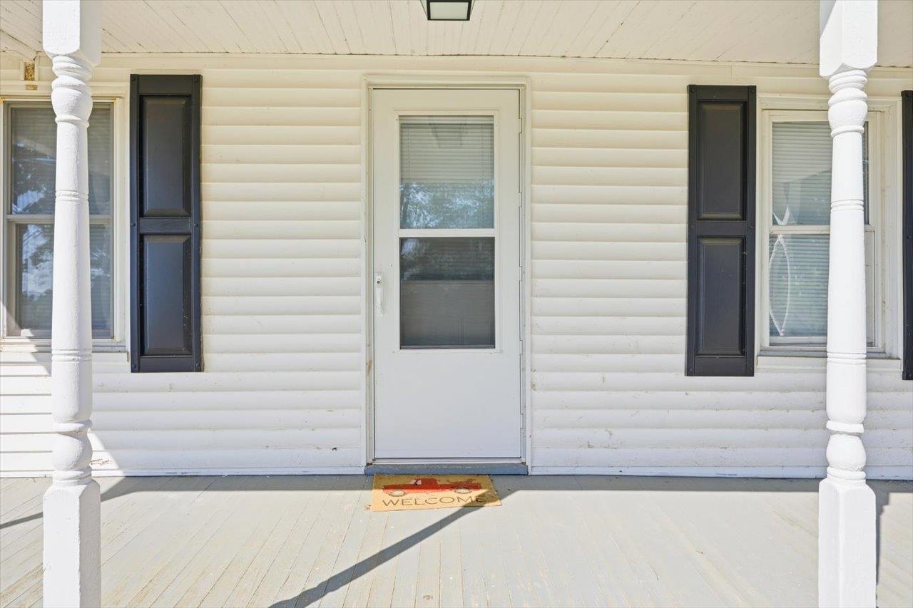5096 Battlefield Road Harrisonburg, VA 22801 - Photo 8 of 38 a view of a door and a window