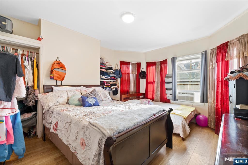 183 Walnut Street Paterson, NJ 07522 - Photo 17 of 40