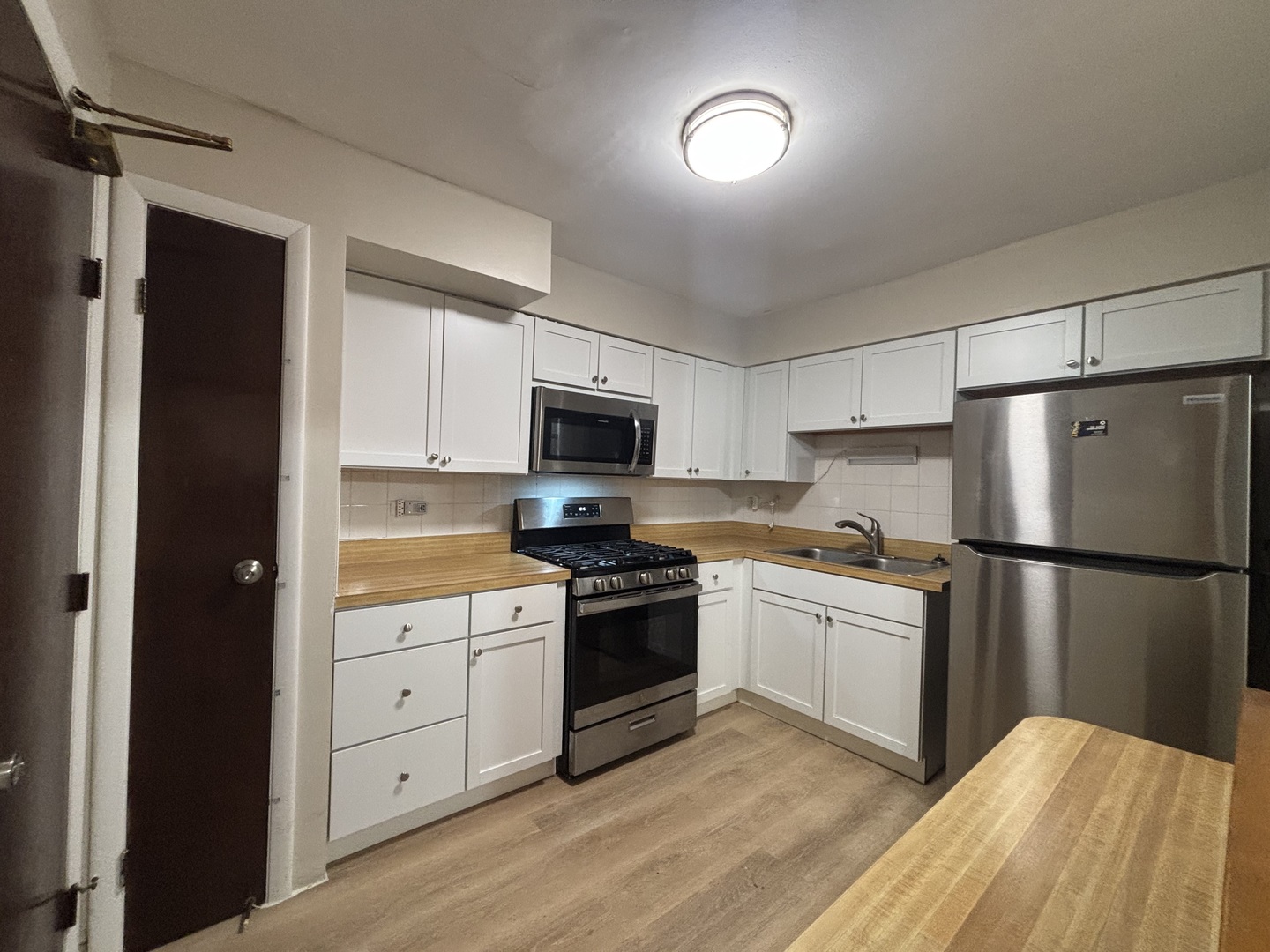 9546 Dee Road, Unit 1F Des Plaines, IL 60016 - Photo 6 of 10