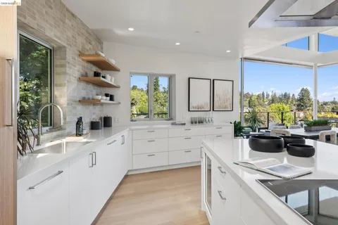 $3,995,000 | 26 Ronada Avenue, Piedmont, CA 94611