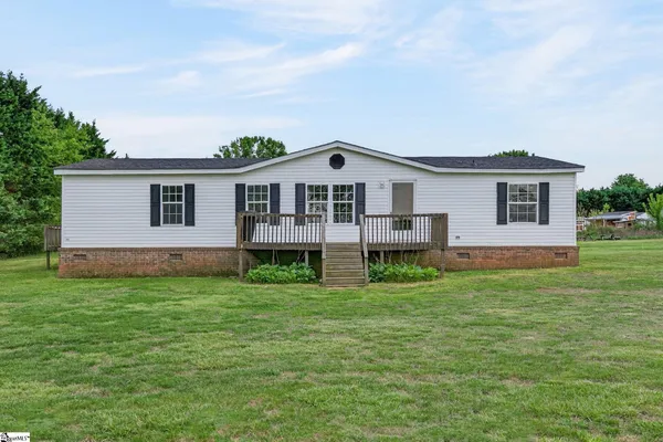 $189,000 | 9122 West Oak Highway, Seneca, SC 29678