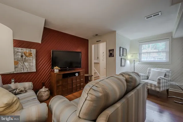 $415,000 | 108 Casho Mill Road, Newark, DE 19711