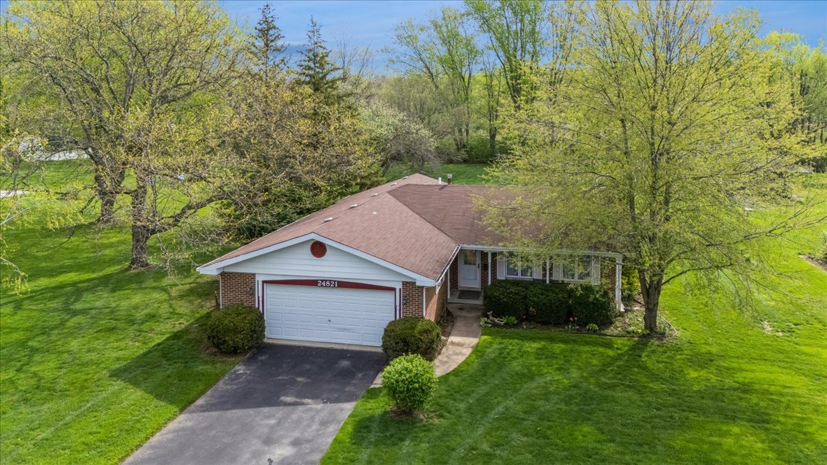 24821 South Michaels Street Crete, IL 60417 - Photo 2 of 25