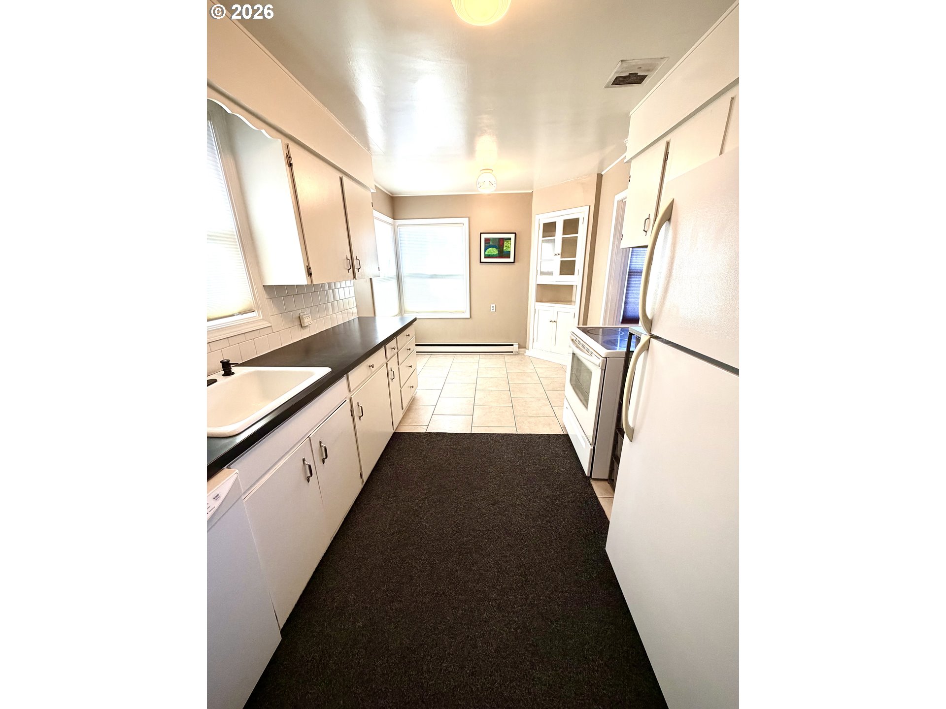 6340 Southeast 77th Avenue Portland, OR 97206 - Photo 5 of 19