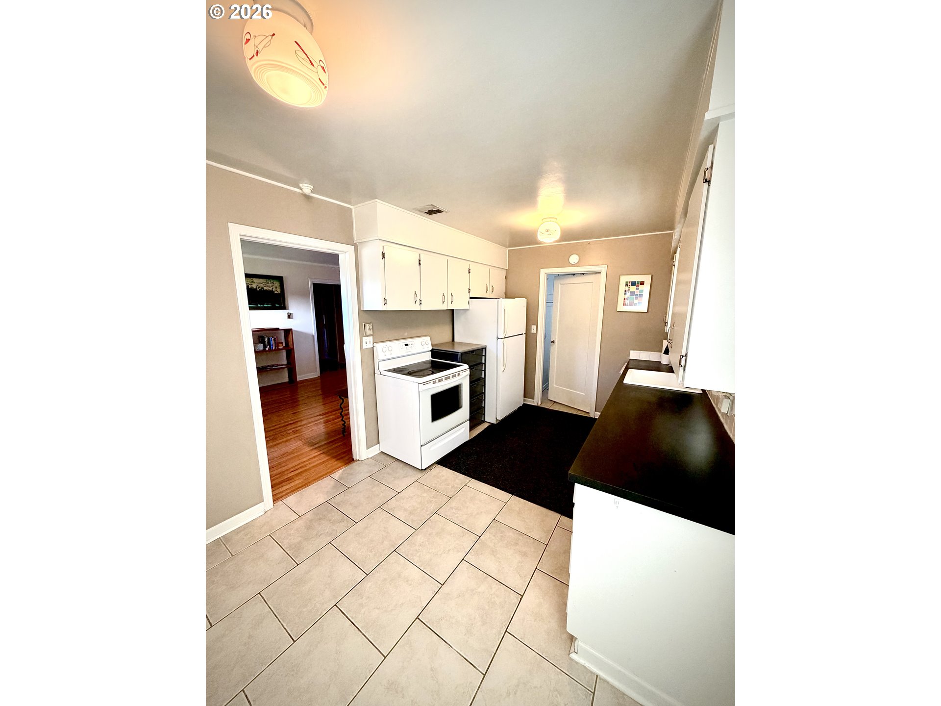 6340 Southeast 77th Avenue Portland, OR 97206 - Photo 7 of 19