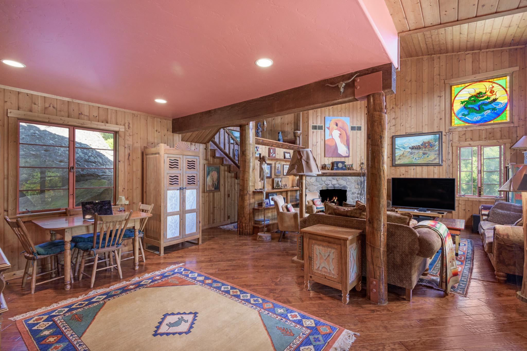 2016 Foothill Road Santa Barbara, CA 93105 - Photo 14 of 36 Family Room