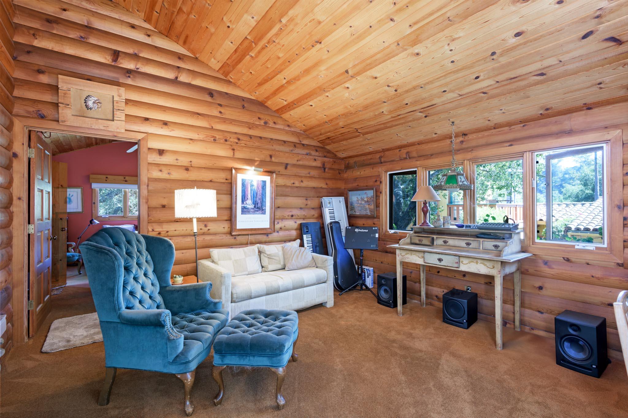 2016 Foothill Road Santa Barbara, CA 93105 - Photo 25 of 36 Casita - Living Room