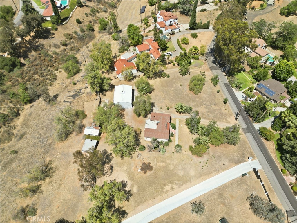 1464 Pacific Street Redlands, CA 92373 - Photo 8 of 32
