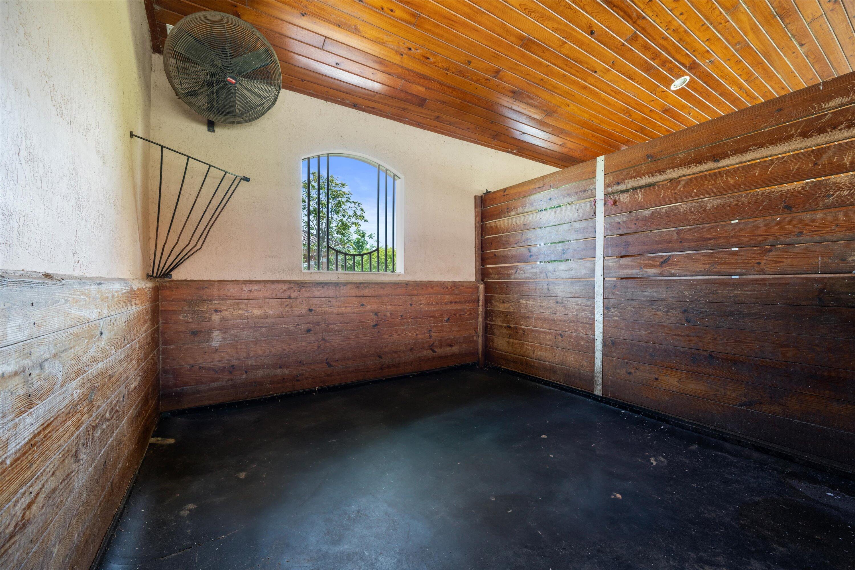 3287 Grande Road Loxahatchee, FL 33470 - Photo 24 of 126 a view of an empty walk in closet