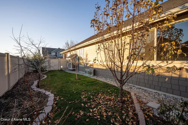 $575,000 | 7996 North Hibiscus Lane, Coeur D'Alene, ID 83815