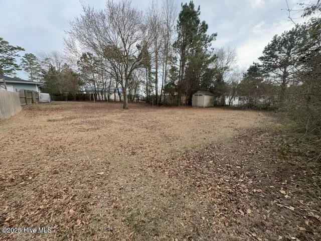 $1,200 | 30 East Drive, Jacksonville, NC 28546