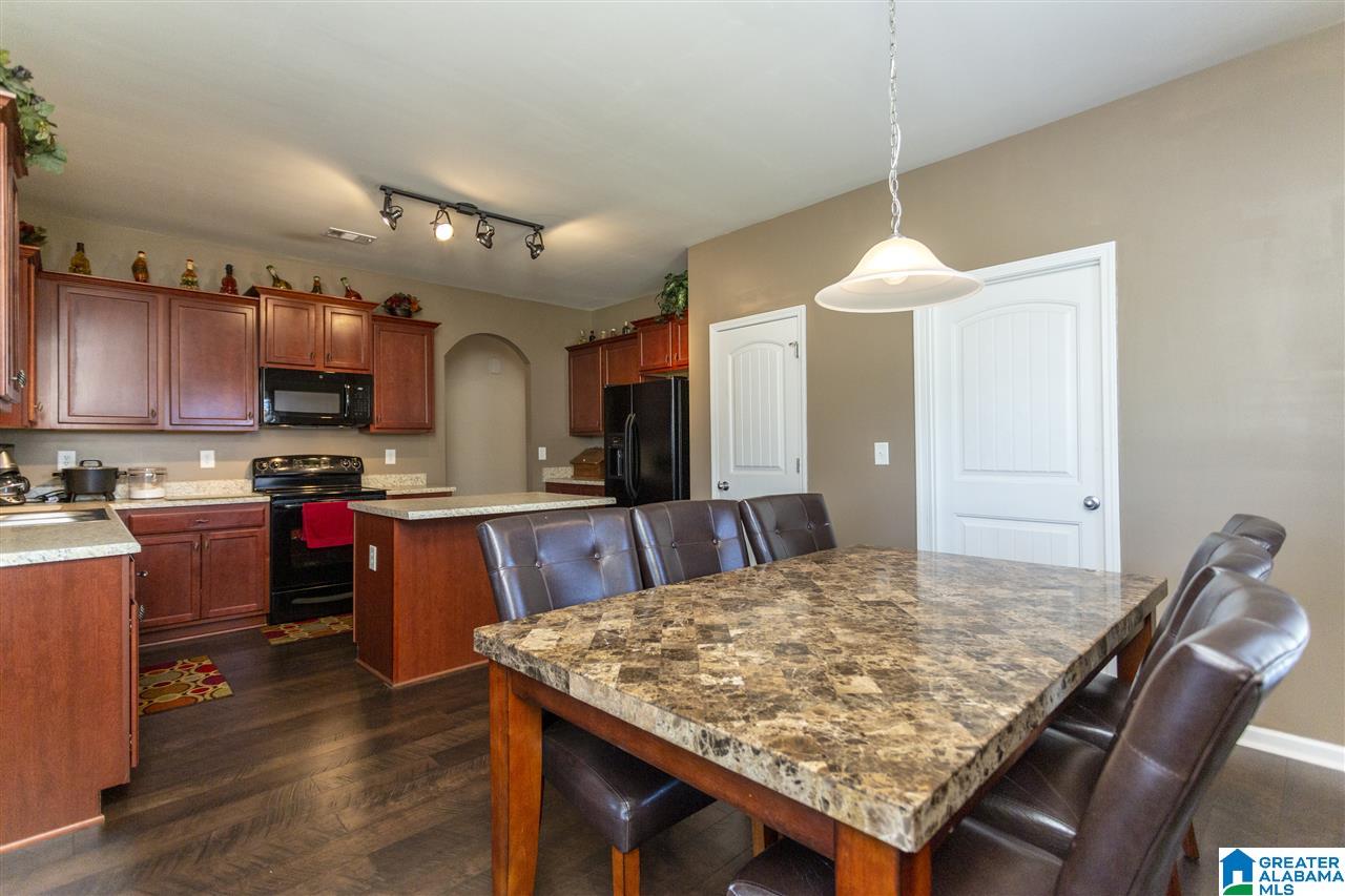167 Rosegate Drive Calera, AL 35040 - Photo 9 of 46