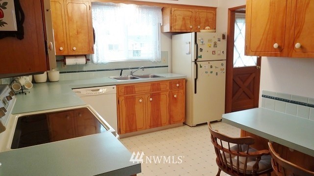 3230 Maple Street Longview, WA 98632 - Photo 4 of 17 Gallery Image 4
