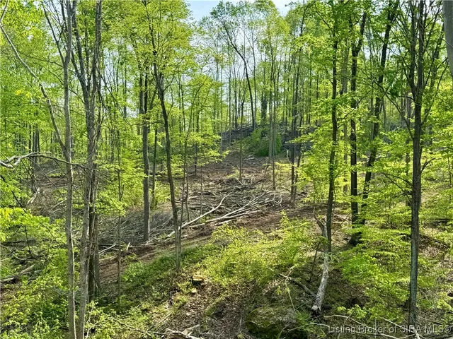 $398,500 | 900 W South County Road, French Lick, IN 47432