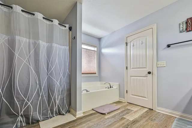 $354,900 | 1435 Breckenridge Pass, Fort Wayne, IN 46845