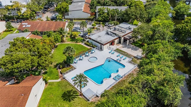 a view of a house with entertaining space