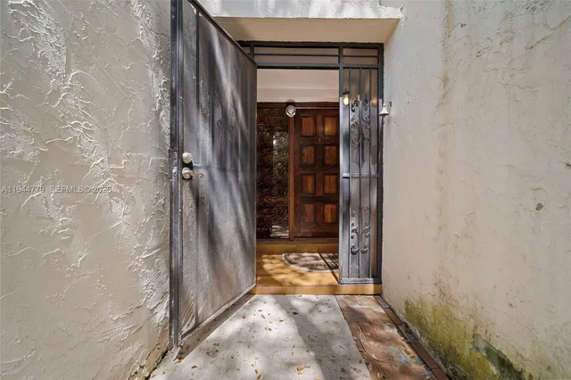 a view of an entryway