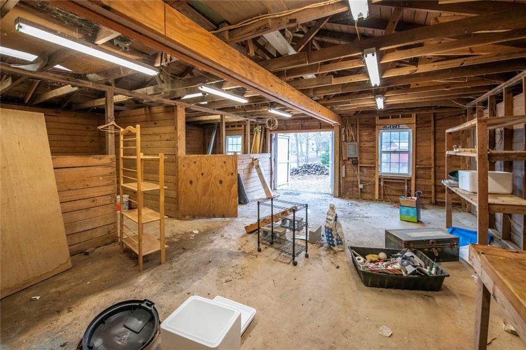 3819 Mason Creek Road Winston, GA 30187 - Photo 34 of 52 a storage room with furniture