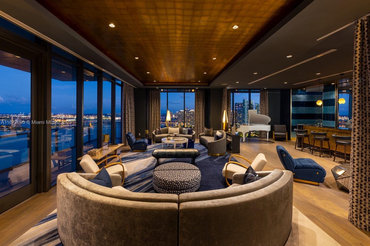 788 Northeast 23rd Street, Unit 2301 Miami, FL 33137 - Photo 37 of 43 Grand Salon