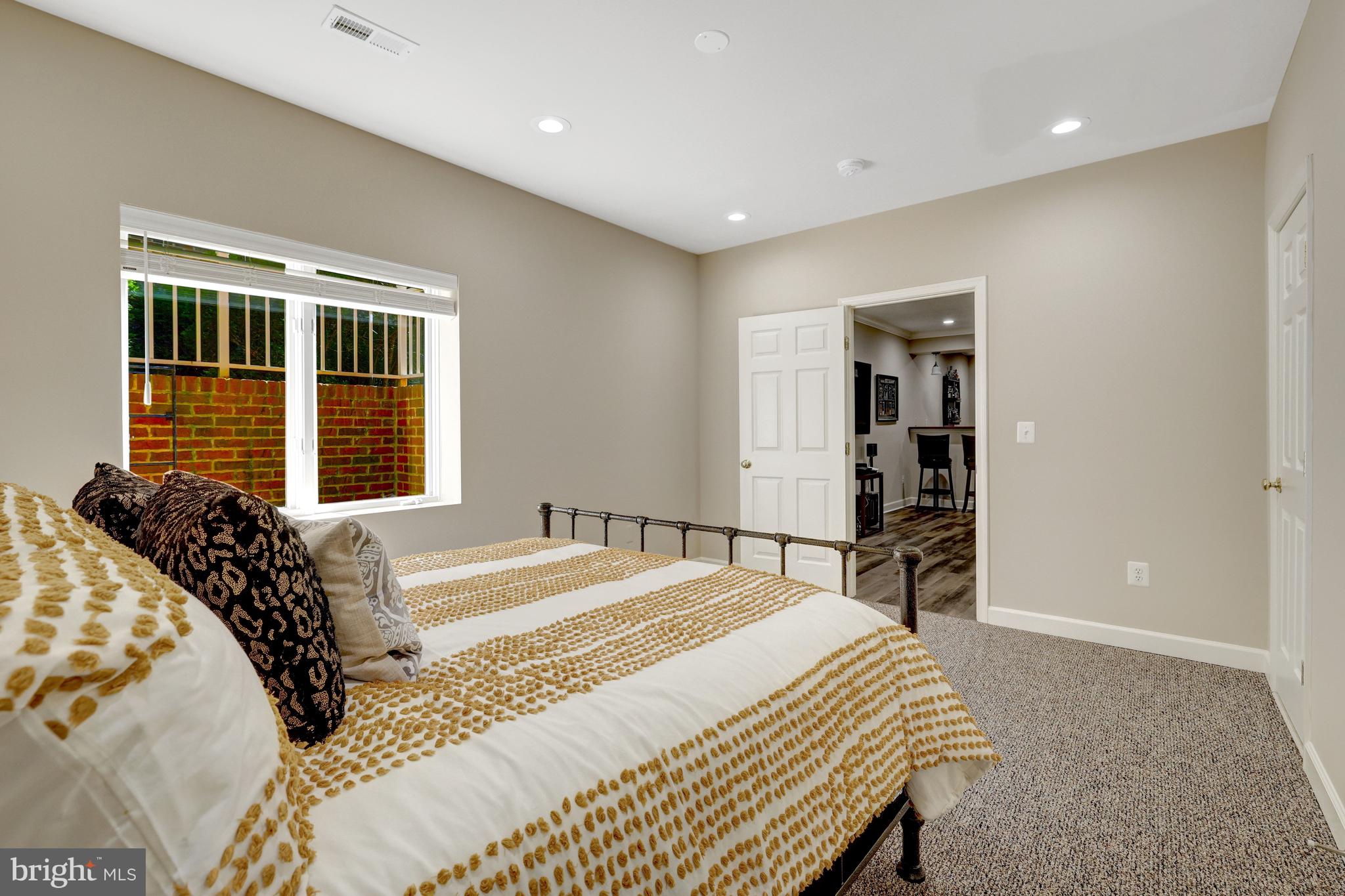 1387 Cameron Heath Drive Reston, VA 20194 - Photo 55 of 67