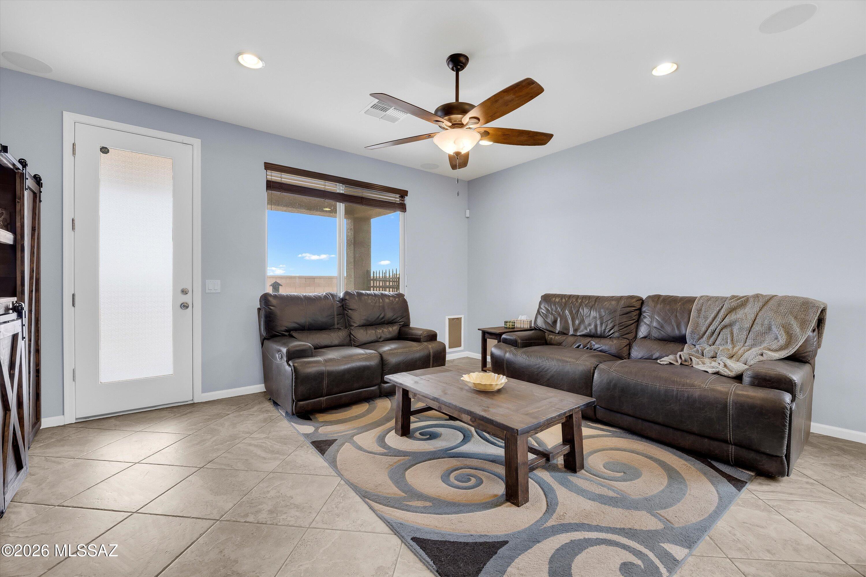 38754 South Running Roses Lane Tucson, AZ 85739 - Photo 14 of 46 10-Living Room