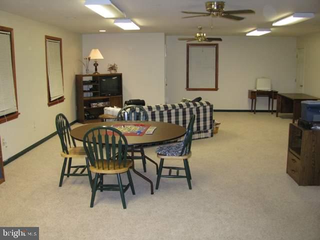 211 South Middlesex Road Carlisle, PA 17015 - Photo 6 of 12 Gallery Image 6