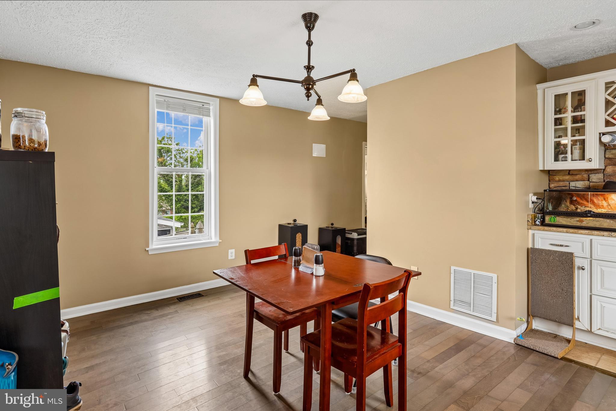 3500 Mactavish Avenue Baltimore, MD 21229 - Photo 12 of 37